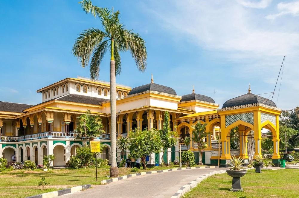 Maimoon Palace