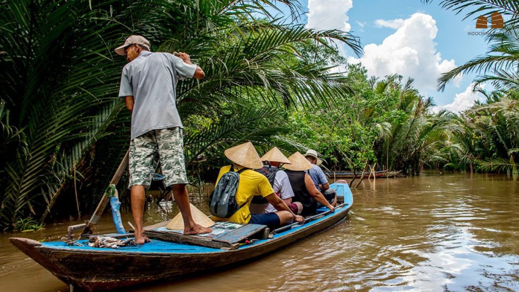 sampan mekong
