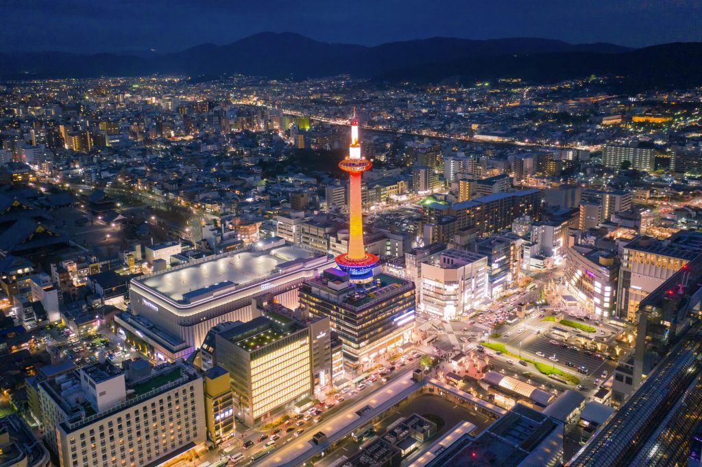 kyoto tower